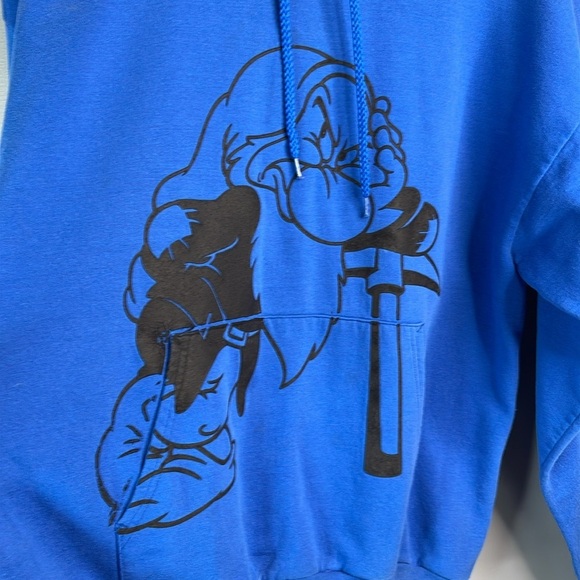Disney World Mens Grumpy Graphic Royal Blue Hoodie Pull on Kangaroo Pocket L - Picture 3 of 12